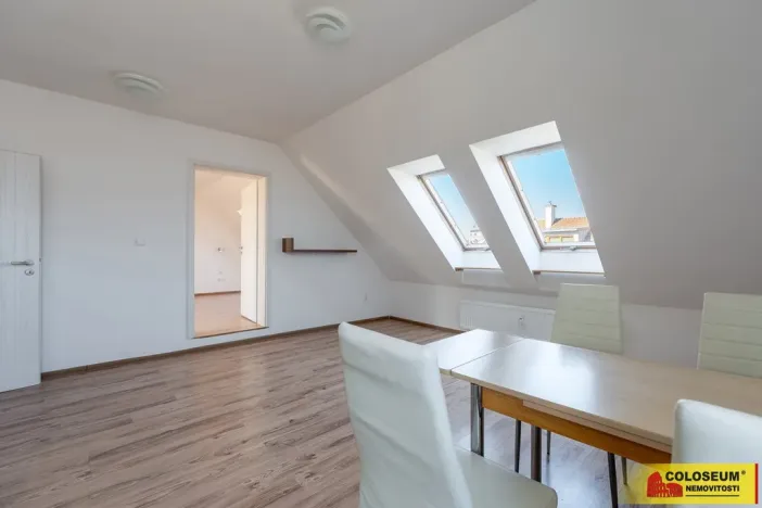 Prodej bytu 3+kk, Brno, Slunná, 74 m2