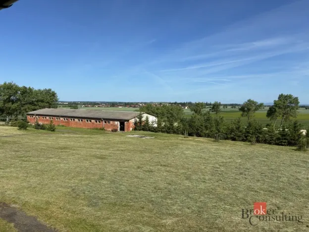 Pronájem skladu, Měník, 500 m2