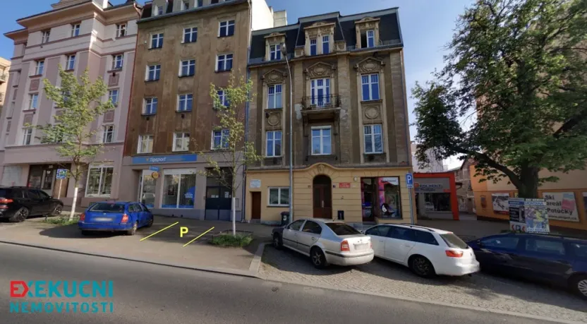 Prodej bytu 4+1, Karlovy Vary - Rybáře, nám. 17. listopadu, 105 m2
