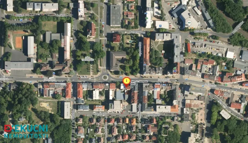 Prodej bytu 4+1, Karlovy Vary - Rybáře, nám. 17. listopadu, 105 m2