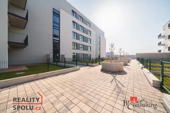 Pronájem bytu 1+kk, Plzeň - Jižní Předměstí, Železná, 42 m2