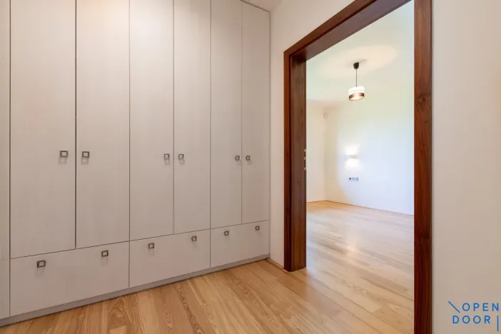 Pronájem rodinného domu, Roztoky, Nad vinicemi, 393 m2