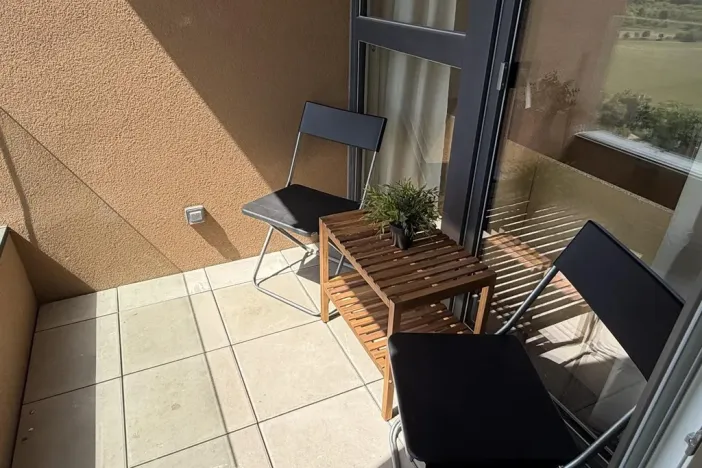 Pronájem bytu 1+kk, Praha - Černý Most, Arnošta Valenty, 38 m2