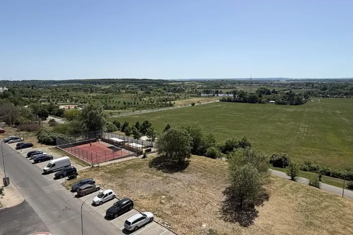 Pronájem bytu 1+kk, Praha - Černý Most, Arnošta Valenty, 38 m2