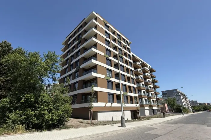 Pronájem bytu 1+kk, Praha - Černý Most, Arnošta Valenty, 38 m2