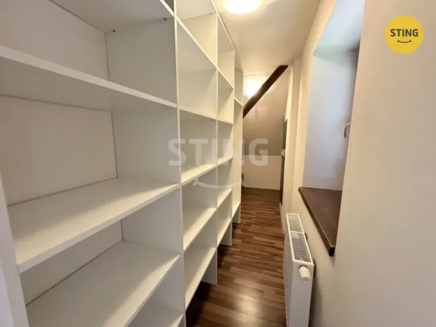 Pronájem rodinného domu, Vícenice u Náměště nad Oslavou, 230 m2