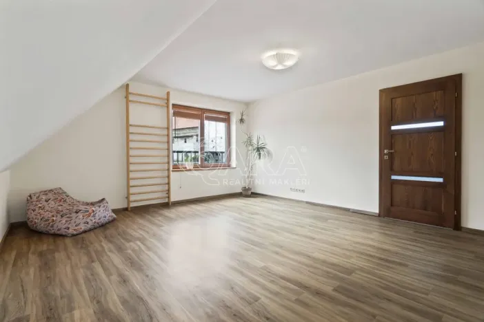 Prodej rodinného domu, Kosoř, 241 m2