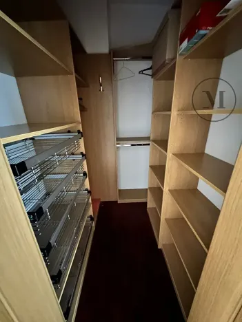 Pronájem bytu 3+kk, České Budějovice, Branišovská, 140 m2