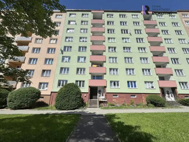 Pronájem bytu 2+1, Ostrov, Jungmannova, 59 m2
