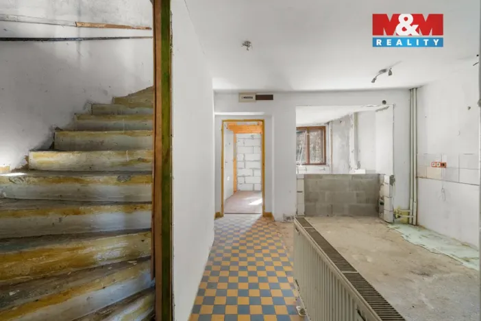 Prodej rodinného domu, Rynholec, nám. 1. máje, 363 m2