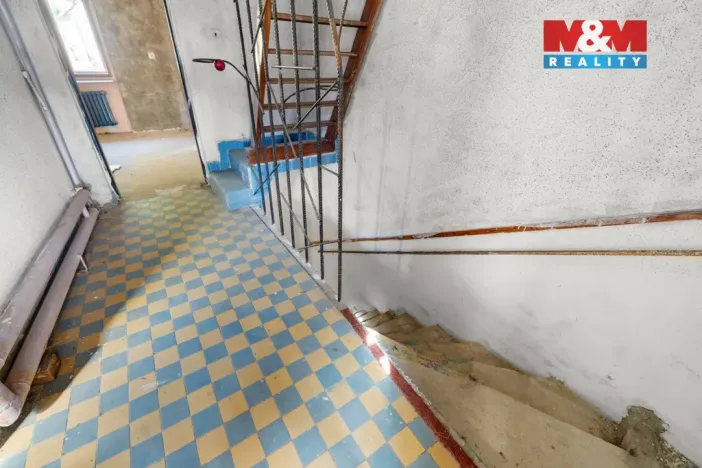 Prodej rodinného domu, Rynholec, nám. 1. máje, 363 m2