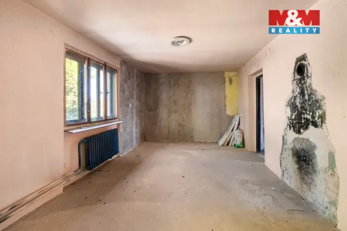 Prodej rodinného domu, Rynholec, nám. 1. máje, 363 m2