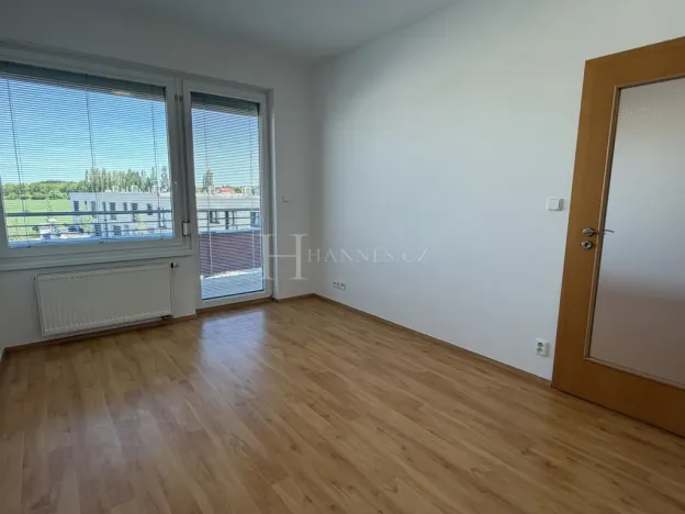 Pronájem bytu 2+kk, Praha - Letňany, Miroslava Hajna, 72 m2