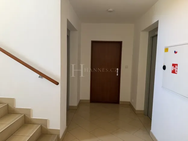 Pronájem bytu 2+kk, Praha - Letňany, Miroslava Hajna, 72 m2