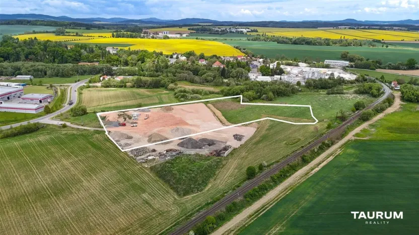 Prodej komerčního pozemku, Poběžovice, 33341 m2
