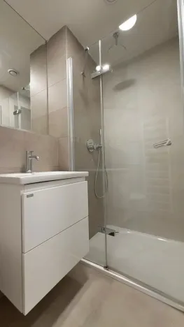 Pronájem bytu 1+kk, Praha - Strašnice, Strančická, 24 m2