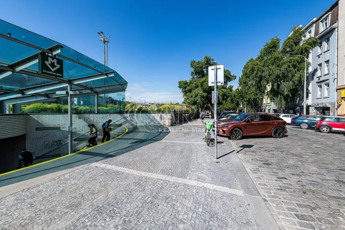 Prodej bytu 4+kk, Praha - Bubeneč, Čs. armády, 128 m2