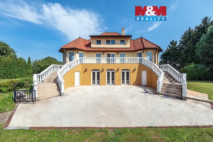 Pronájem rodinného domu, Říčany - Radošovice, Mozartova, 395 m2