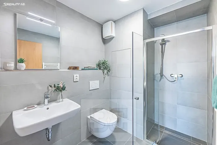 Pronájem bytu 1+kk, Hradec Králové, Pražská třída, 25 m2