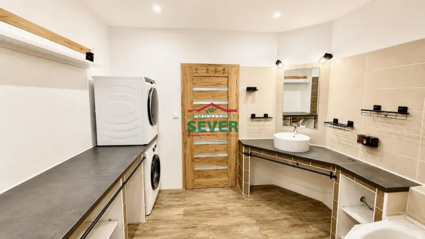 Prodej rodinného domu, Louny - Nečichy, 220 m2