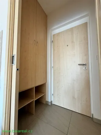 Pronájem bytu 1+kk, Zbýšov, čtvrť Padělky, 30 m2