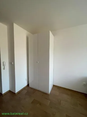 Pronájem bytu 1+kk, Zbýšov, čtvrť Padělky, 30 m2