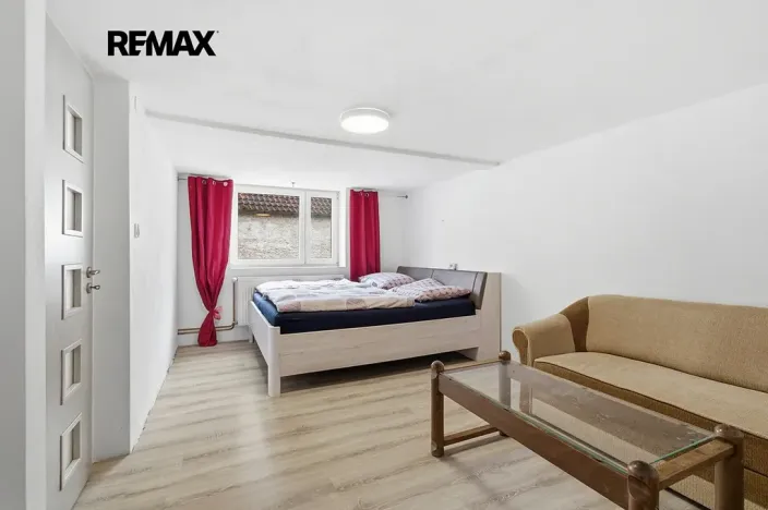 Prodej rodinného domu, Lnáře, 207 m2