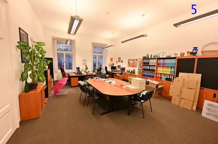 Pronájem kanceláře, Praha - Nové Město, Na příkopě, 264 m2
