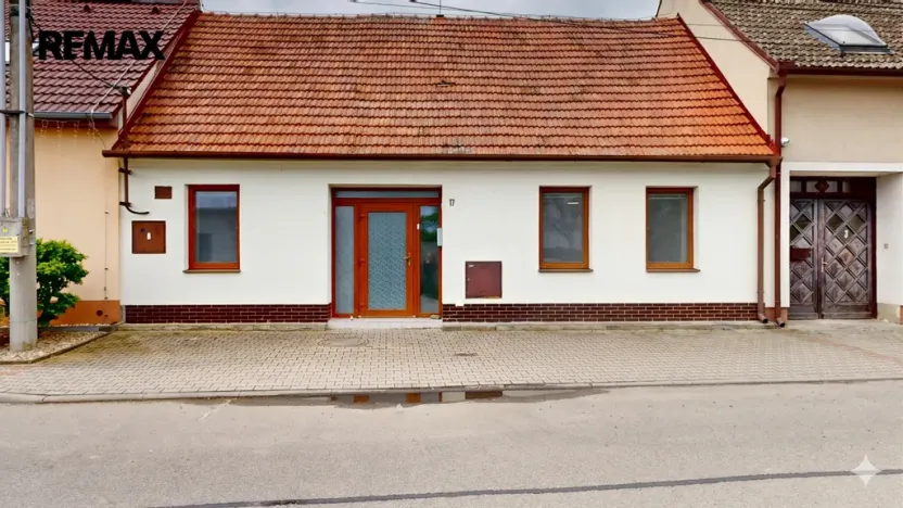 Prodej rodinného domu, Odrovice, 400 m2