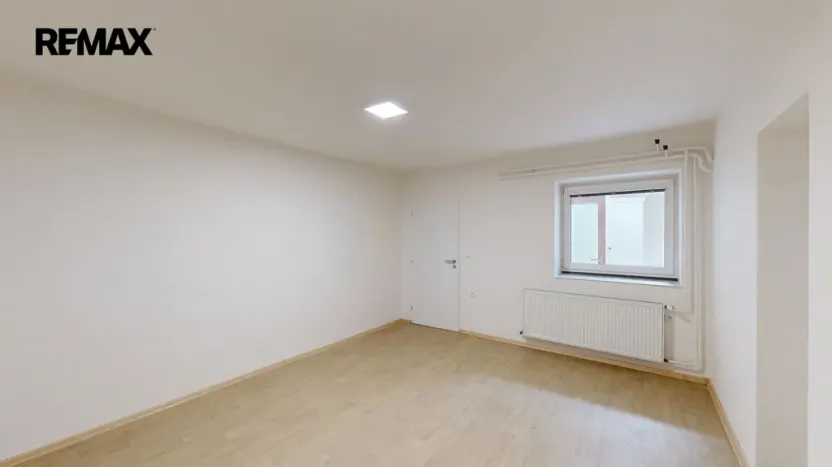 Prodej rodinného domu, Odrovice, 400 m2