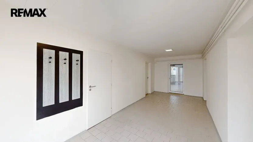 Prodej rodinného domu, Odrovice, 400 m2