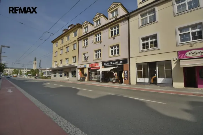 Pronájem obchodního prostoru, Hradec Králové - Pražské Předměstí, S. K. Neumanna, 58 m2