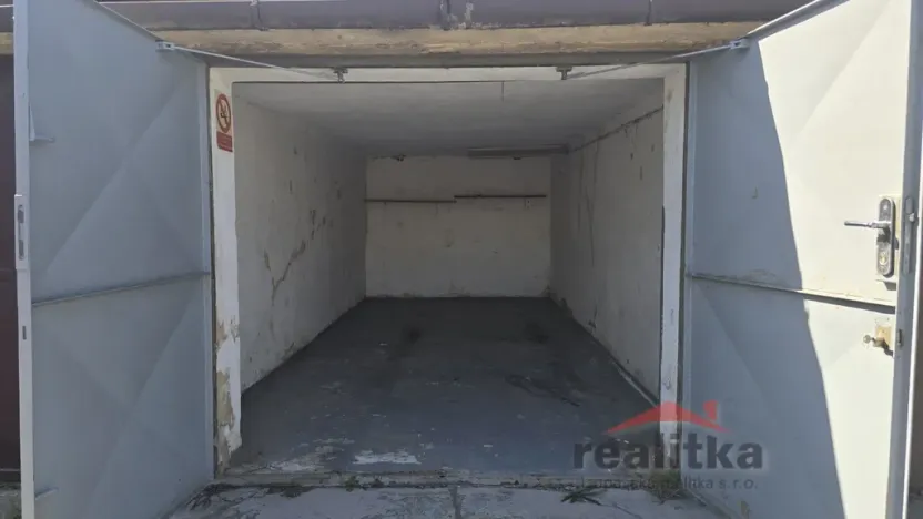 Pronájem garáže, Opava, 19 m2