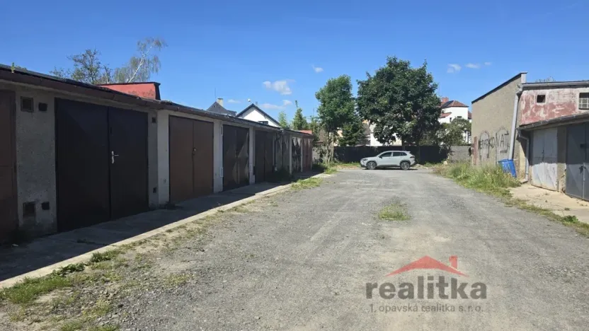 Pronájem garáže, Opava, 19 m2