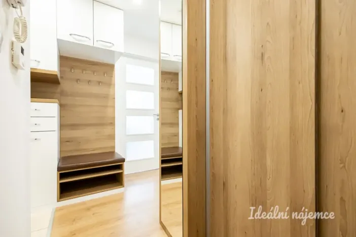 Pronájem bytu 2+kk, Praha - Letňany, Chlebovická, 67 m2