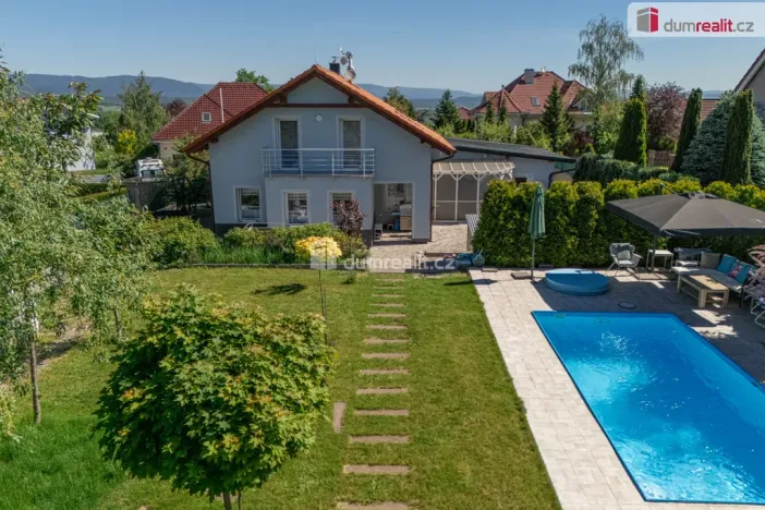 Prodej rodinného domu, Jenišov - Pod Rohem, Zalomená, 135 m2