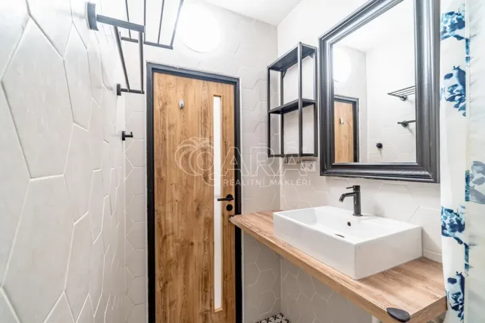 Pronájem bytu 2+kk, Kralupy nad Vltavou, Lobeč, 41 m2