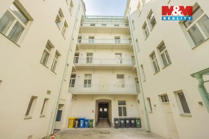 Prodej bytu 2+1, Praha - Nové Město, Krakovská, 65 m2