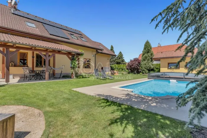 Prodej rodinného domu, Šestajovice, 255 m2