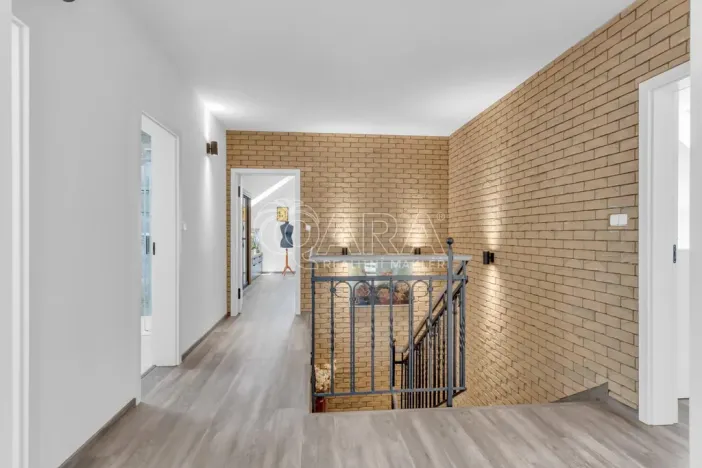 Prodej rodinného domu, Šestajovice, 255 m2