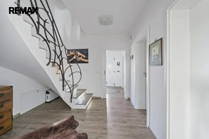 Prodej rodinného domu, Stěžery - Stěžírky, 215 m2
