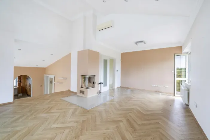 Prodej rodinného domu, Týnec nad Labem - Vinařice, 384 m2