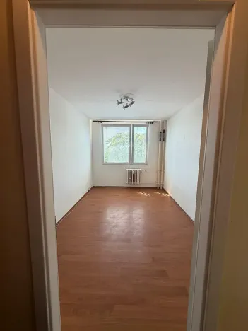 Pronájem bytu 2+kk, Praha - Kobylisy, Kurkova, 44 m2