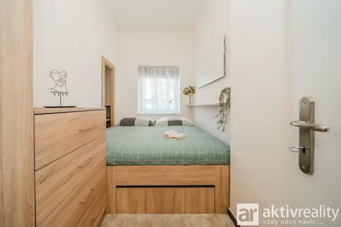 Pronájem bytu 2+kk, Praha - Libeň, Nad Rokoskou, 38 m2