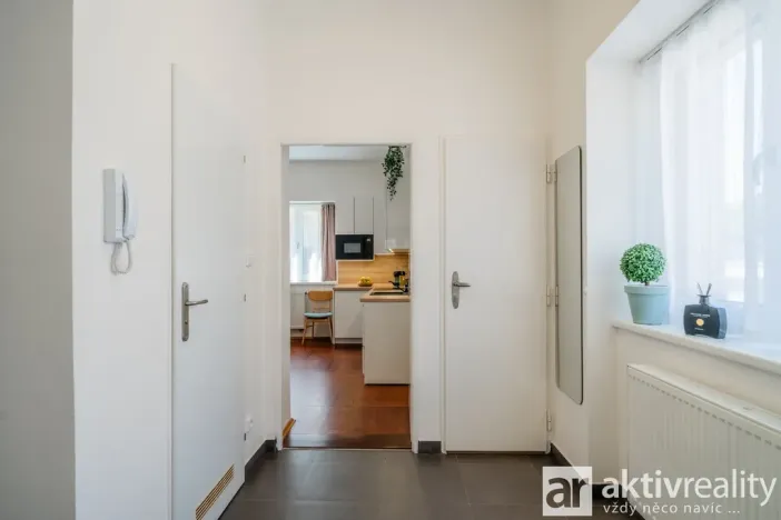 Pronájem bytu 2+kk, Praha - Libeň, Nad Rokoskou, 38 m2
