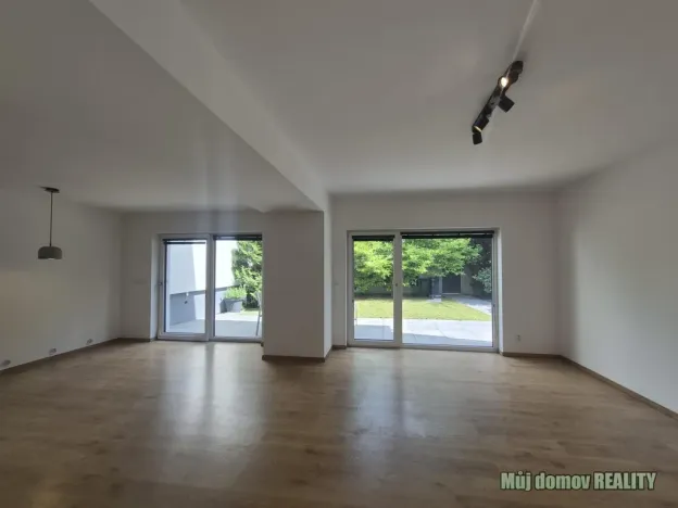 Pronájem rodinného domu, Praha - Klánovice, Smidarská, 120 m2