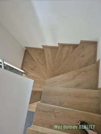 Pronájem rodinného domu, Praha - Klánovice, Smidarská, 120 m2