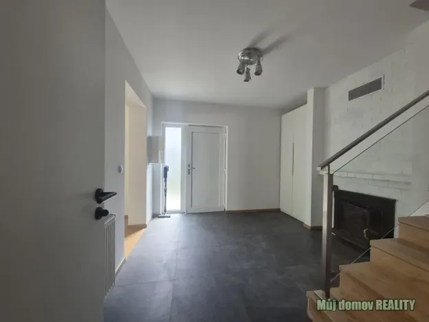 Pronájem rodinného domu, Praha - Klánovice, Smidarská, 120 m2