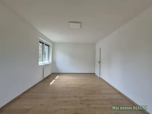 Pronájem rodinného domu, Praha - Klánovice, Smidarská, 120 m2