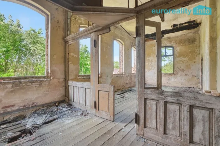 Prodej výrobních prostor, Mikulášovice, 1450 m2